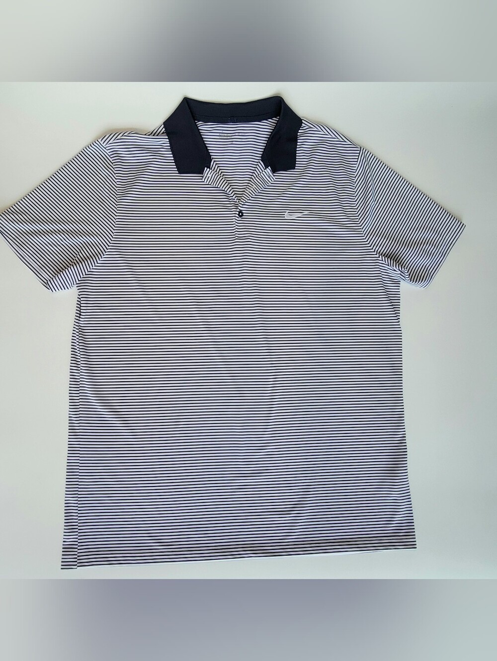NIKE Polo Golf Shirt SWOOSH Logo Blue White Striped XL Dri Standard Fit